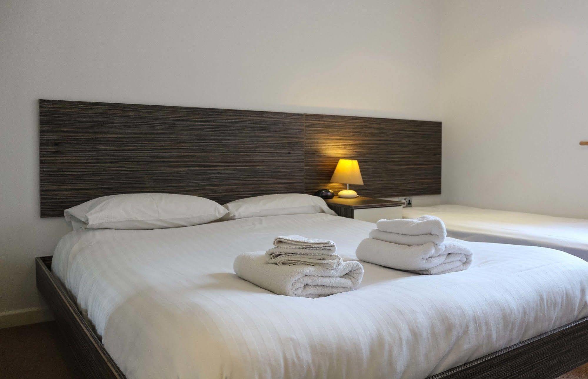 Southampton Apartamentos con servicio Exterior foto