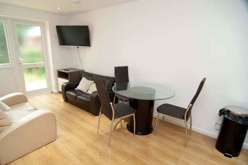 Southampton Apartamentos con servicio Exterior foto